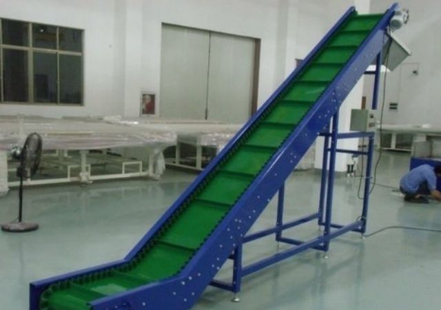 Z Type Clited Sidewall Conveyor